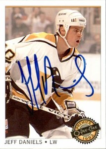 Jeff Daniels Signed Auto 92/93 OPC O-Pee-Chee Premier card Pittsburgh Penguins