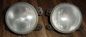 Par de luces antiniebla con bombillas OEM Chrysler 300 PT Cruiser Magnum Jeep Wrangler - Imagen 1 de 7