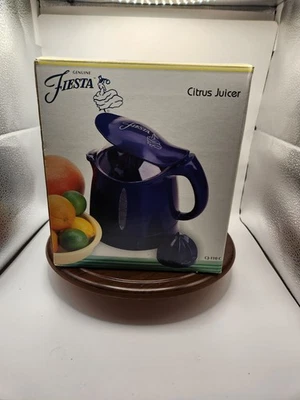  Spremiagrumi Fiesta blu cobalto nuovo con scatola.   - Immagine 1 di 4