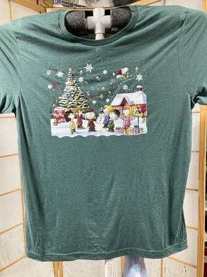 Camiseta Unisex Talla 2X Peanuts Gang Navidad Verde Manga Corta ~ Nueva Con Etiquetas Foto 1 de 2