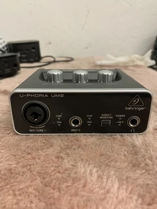 Behringer U-PHORIA UM2 Single Channel Audio Interface - Black - Picture 1 of 6