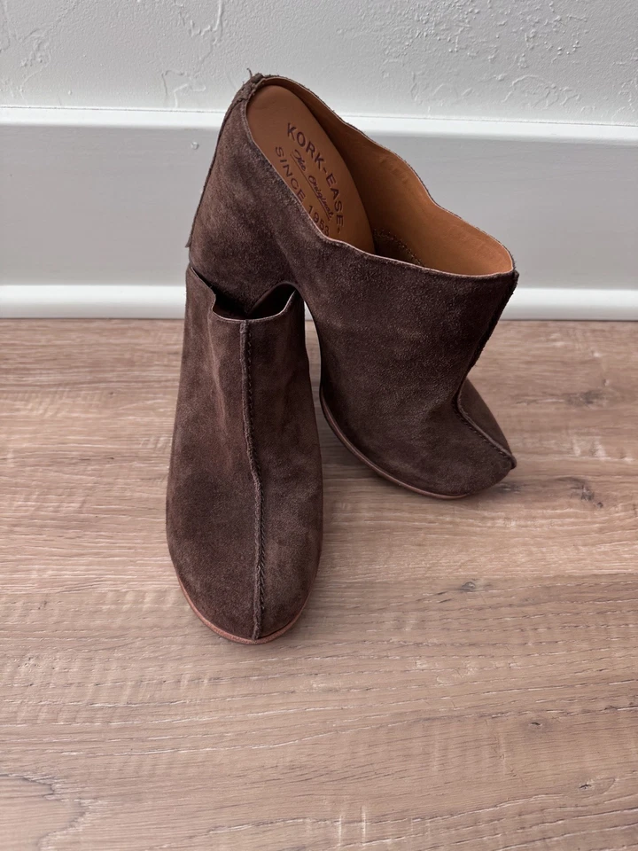 Kork-Ease Sagano Women's Brown Suede Clog Mule, Great Condition Size 7 - Image 1 of 4