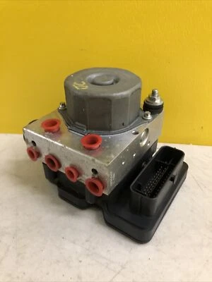 2013-2015 RENAULT CAPTURE / 2013-2019 RENAULT CLIO ABS PUMP / MODUL 476605492R - Image 1 of 4