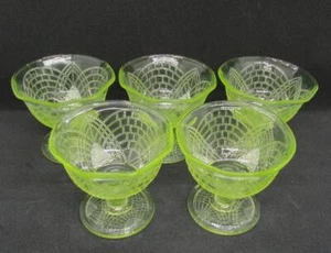 RARE - L E Smith Romanesque Glass Vaseline Canary Sherbets (5) Only Made 1926-27 - Picture 1 of 7