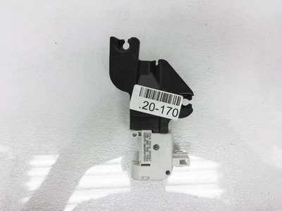 Guantera motor Audi A6 2006-2011 3B0-959-782-A Foto 1 de 4