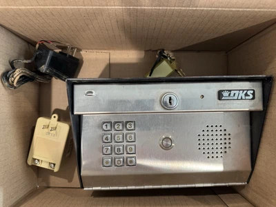 Doorking 1812-098 Intercom Entry Sytem - Image 1 of 4