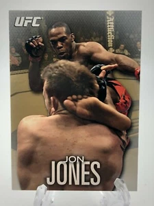 Tarjeta paralela sepia #123/188 Jon Jones 2012 Topps UFC Knockout campeón de MMA  - Imagen 1 de 2