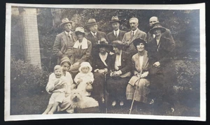 Vintage Real Family Photograph Prestatyn Wales 25/07/1920 - Picture 1 of 3