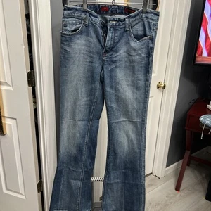 EXPRESS Jeans Sz 8R Mia Bootleg Blue Medium Wash Stretch Denim 90s Whiskering - Picture 1 of 7
