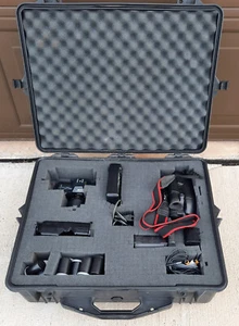 PELICAN 1600 Weathertight Storage Case, 2 Complete 35 MM and VHS C Video Systems - Picture 1 of 24