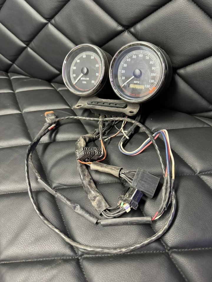 Dual Gauge Dyna Tac Speedo Odometer Tachometer Fxdl Fxdx Fxdxt Xl1200 Gauges Fxd - Image 1 of 4