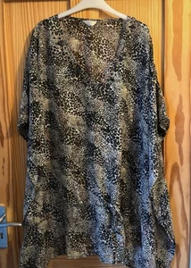 Ladies Sheer Tunic Top Longline Animal Print Size 24/26 - Picture 1 of 5