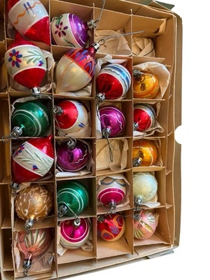 Vtg Fantasia Poland 21 Mercury Glass Drop sphere Christmas Ornaments Orignal Box - Image 1 of 4