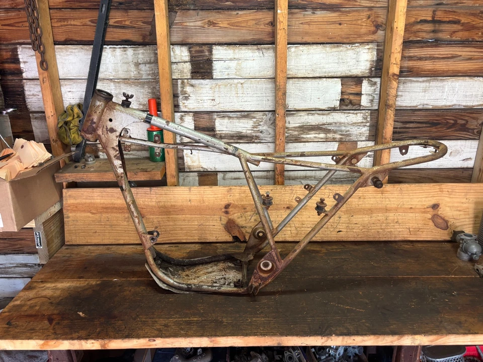 Cuadro Bultaco Lobito 175 modelo 84 MKV 1971 Foto 1 de 4