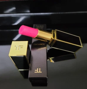 Tom Ford Lip Color Shine 04 Ravenous 0.12 oz - Picture 1 of 4