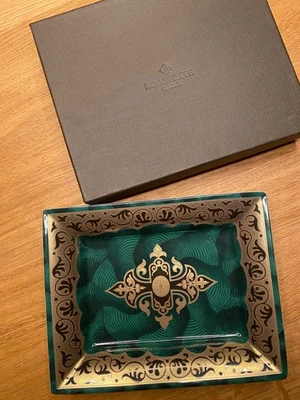 Patek Philippe Porzellanschale, Edition 2010, 15x19 cm - Bild 1 von 2