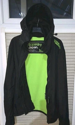 Men's XXL 2XL Superdry Black Windcheater. Flouro Lime Fleece And Trim. Exc Cond. - Image 1 of 4