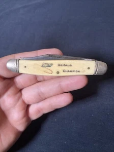 Vintage Dekalb Hybrid Seed Farm Corn 3 Blade Folding Pocket Knife  Kutmaster - Picture 1 of 4