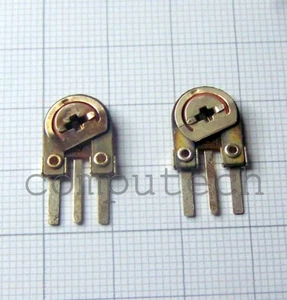 2 pezzi Trimmer  220 Ohm Trimmer Potenziometro verticale Vintage NOS  - Foto 1 di 1