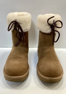 UGG Women’s Sarissa Shearling Boot Short Chestnut Size 7 - Picture 1 of 8