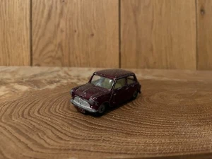CORGI 226 Morris Mini Minor (198/003) - Picture 1 of 5