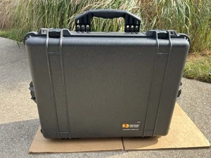 🇺🇸Nuevo Estuche Rígido Impermeable Negro Pelican 1600 con Insertos de Espuma de Pluck🇺🇸 - Imagen 1 de 12