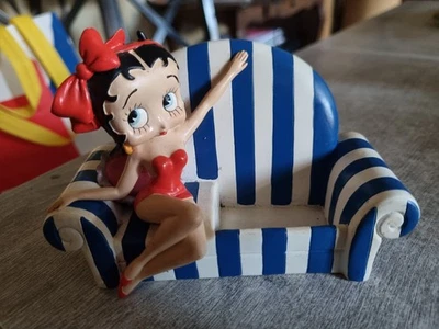 betty boop sur canapé,porte portable en bon état avenue of the star occasion - Photo 1/4