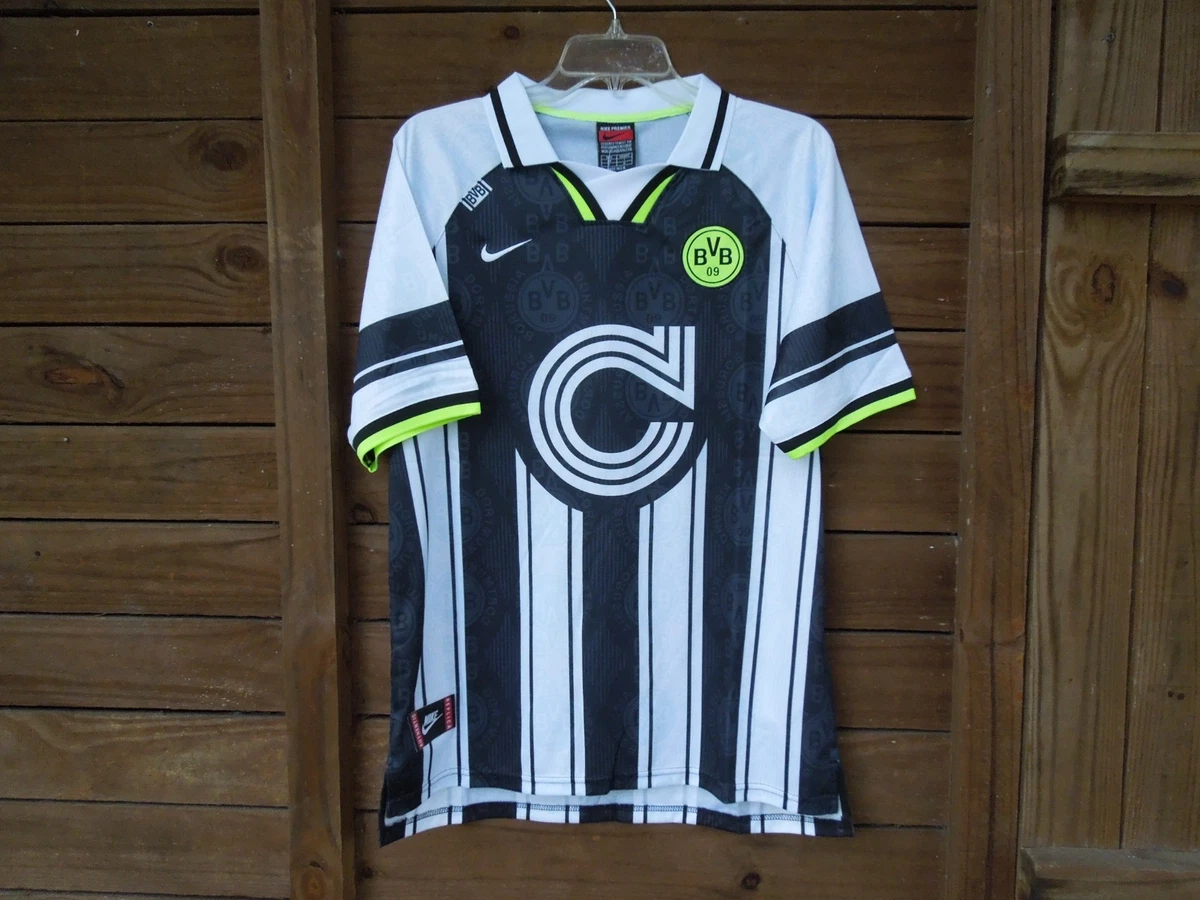 Preços baixos em Nike borussia Dortmund Clube Internacional de