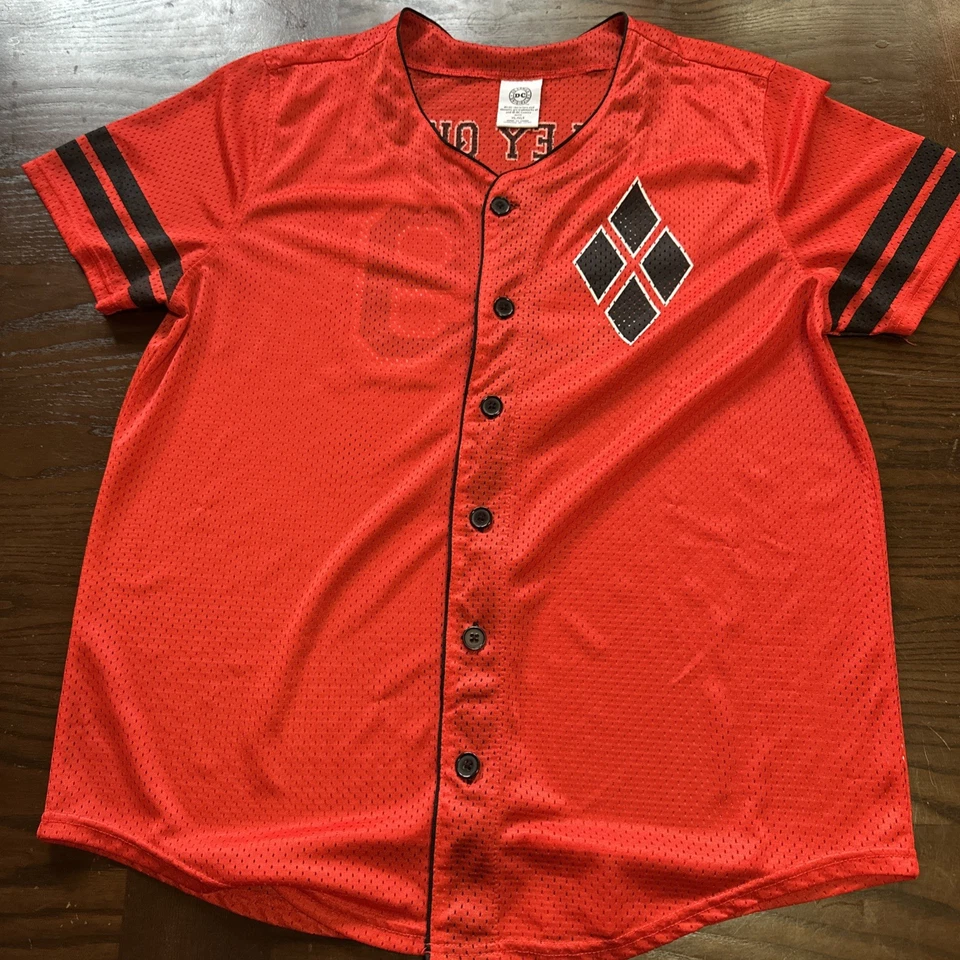 Camiseta DC Batman Harley Quinn Unisex XL Roja Béisbol Juegos con disfraces Abotonada Foto 1 de 4