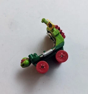 TMNT Mini Mutant Transports Cheapskate Micro Ninja Turtle Vehicle Skateboard - Picture 1 of 2