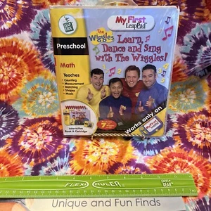 The Wiggles My First Leap Frog Leap Pad  Interactive Book & Cartridge Used - Picture 1 of 3