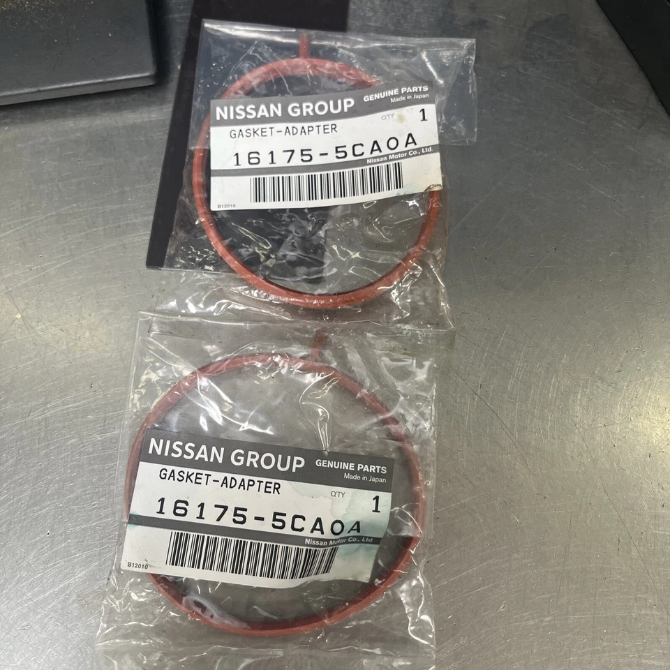 NUEVO OEM NISSAN INFINITI Juego de 2 juntas de carrocería del acelerador 161755CA0A Q50 Q60 VR30 Foto 1 de 1