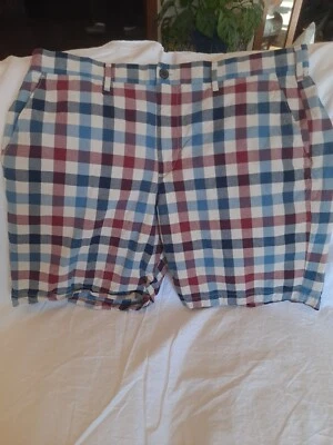  Mens Gap 38 Cotton Plaid Casual Shorts burgundy and blue - Image 1 of 4