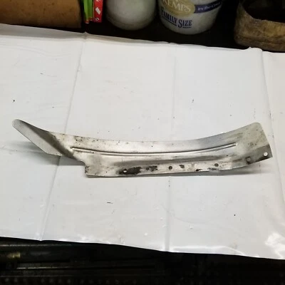 Protector cinturón inferior izquierdo Skidoo MXZ Adrenaline 500 600 700 800 1999-2003 502006593 Foto 1 de 2