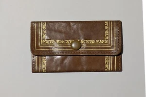 Cartera antigua con estampillas de cuero dorado en relieve - Imagen 1 de 4