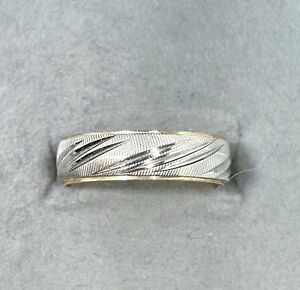 14k Yellow & White Gold Detail Etched Wedding Band Ring Sz6 ~5.02mm 2.74g