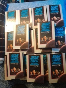 17 Star Trek The Next Generation Collectors Edition VHS Tapes Untested - Imagen 1 de 11