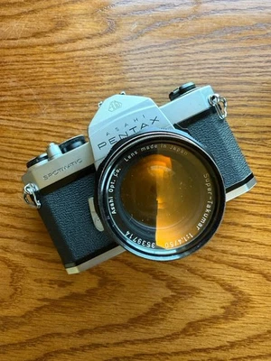 Pentax Spotmatic SP Super Takumar 50mm F1.4 Exc+5 USA Film Tested - Image 1 of 4