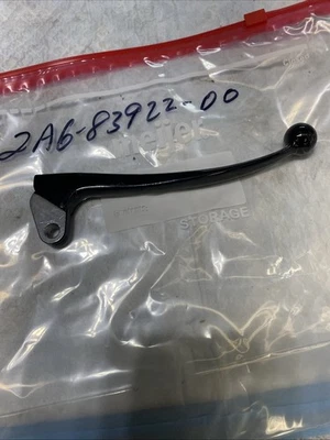 Nuevo de Lote Antiguo Yamaha Años 70 DT400 TT500 DT175 Nuevo R H Palanca de Freno 2A6-83922-00-00 Cubo W Foto 1 de 4