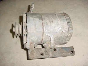 Generator for MACK E6 4 Valve Head Motor - Picture 1 of 1