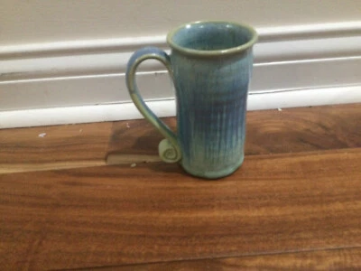 Taza de cerámica artística de estudio lanzada a mano cappucino mango alto de desplazamiento azul goteo 5' Foto 1 de 4