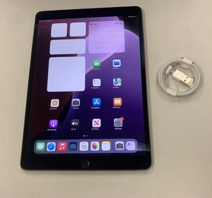 Apple iPad Air 3rd Gen WiFi + Cellular Unlocked 64GB Space Grey - B/C - Afbeelding 1 van 3