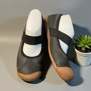 Keen Sienna Black Maryjane’s Leather Uppers Toe Guard Rubber Soles Size 9 - Picture 1 of 10