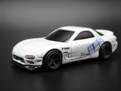 Modello Auto Diecast 1:64 MAZDA RX7 FD HKS FAST & FURIOUS BIANCO 1992-2002 - Immagine 1 di 4