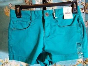Pantaloncini junior Shortie nuovi con etichette, taglia 3, vendita al dettaglio $34,00 - Foto 1 di 2