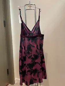 Vanity Fair Dress Size Medium in Canard - Picture 1 of 5