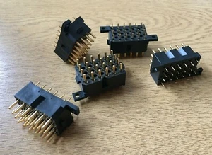 Souriau - SMS24GE40 supporto scheda dritta maschio connettore 24 pin Z3713 - Foto 1 di 6
