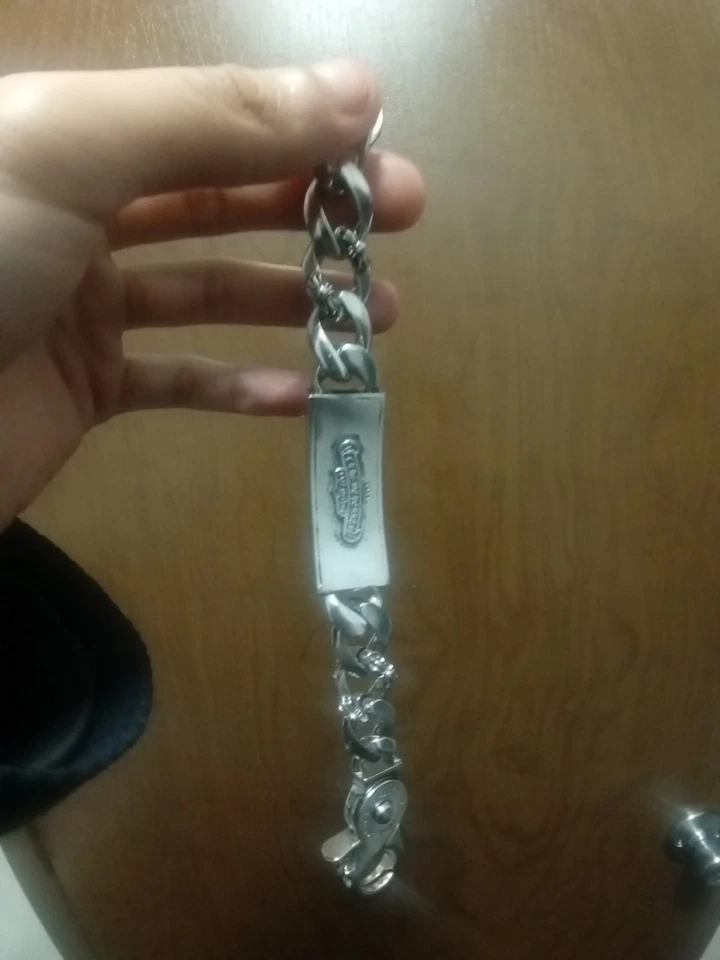 Accesorio estilo pulsera corazones cromados Foto 1 de 3