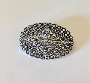 Vintage W. GERMANY Silver Tone Oval Brooch Pin, 1-3/8 Inch X 7/8 Inch - Picture 1 of 2