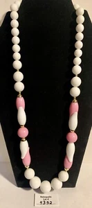 Pink & White Plastic Art Deco Bead Statement Necklace Vintage - Picture 1 of 14
